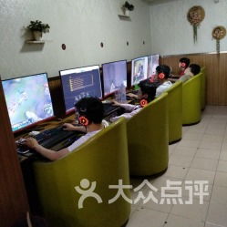 萬體館網(wǎng)吧電競(jìng)團(tuán)購(gòu)攻略 電話、地址、價(jià)格與營(yíng)業(yè)時(shí)間全解析與場(chǎng)館經(jīng)營(yíng)之道